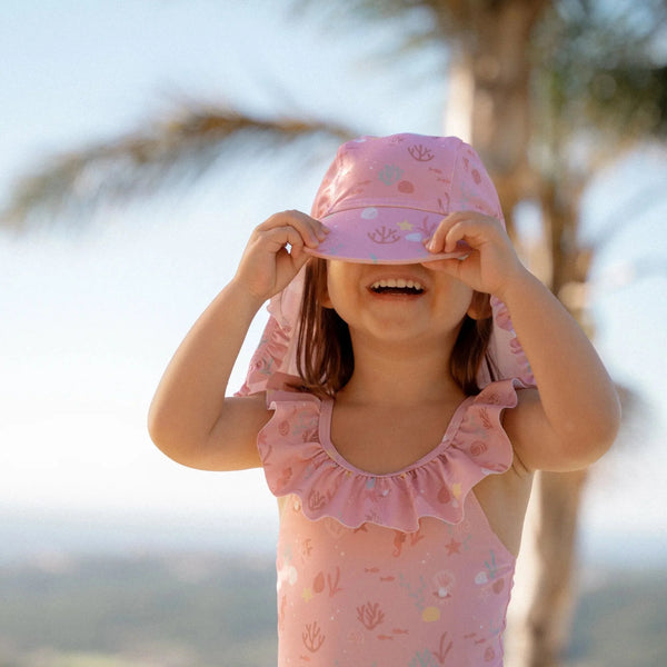 Little Dutch - Zwempet