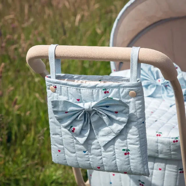 Konges Slojd - Minnie Bow Poppenwagen - Cherry Blue Coeur
