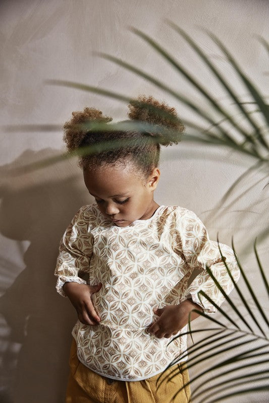 Elodie Slabbetje met lange mouwen | Sweet Date, Slabbetjes, Elodie, Keekabuu