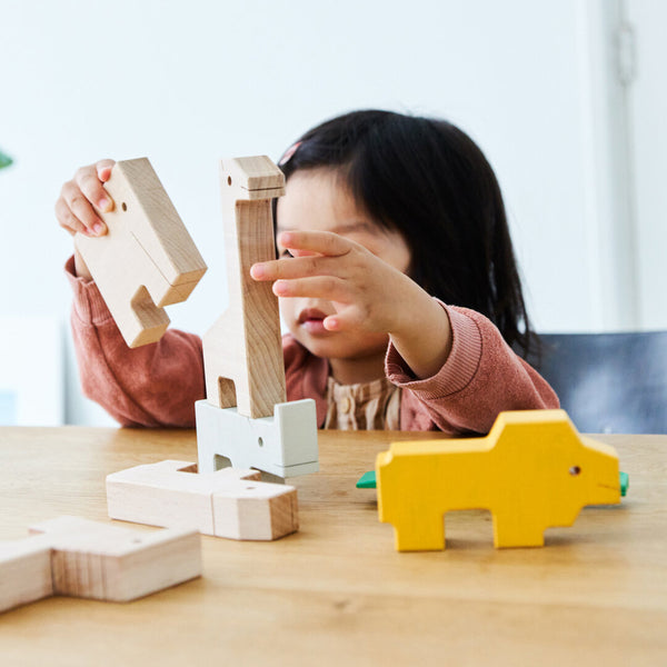 Makii - Dieren Parade Pelikaan - Gorilla - Tijger Gift Box  (Blank Hout), Houten speelgoed, Makii, Keekabuu