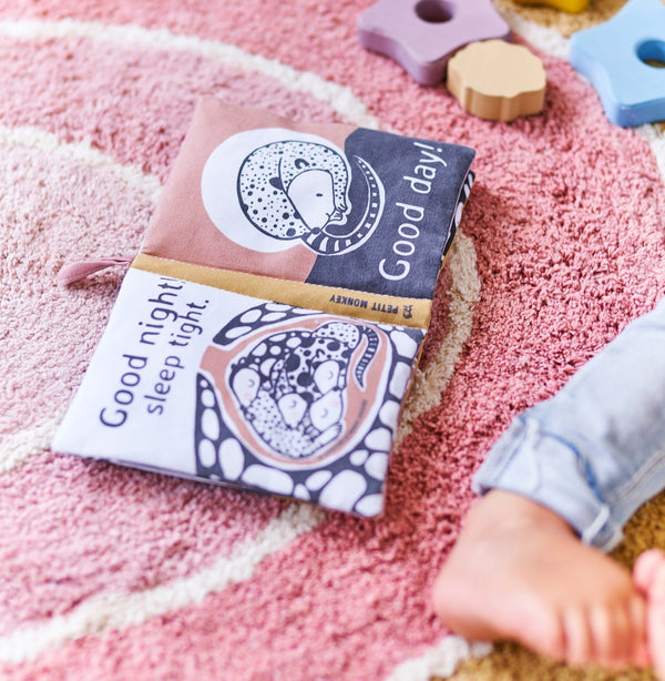 Petit Monkey -  Soft  Baby Book Sleepy Wakey, Babyboeken, Petit Monkey, Keekabuu