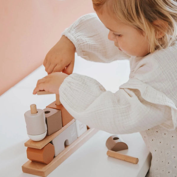 Label Label -  Stacking Tower House - Nougat